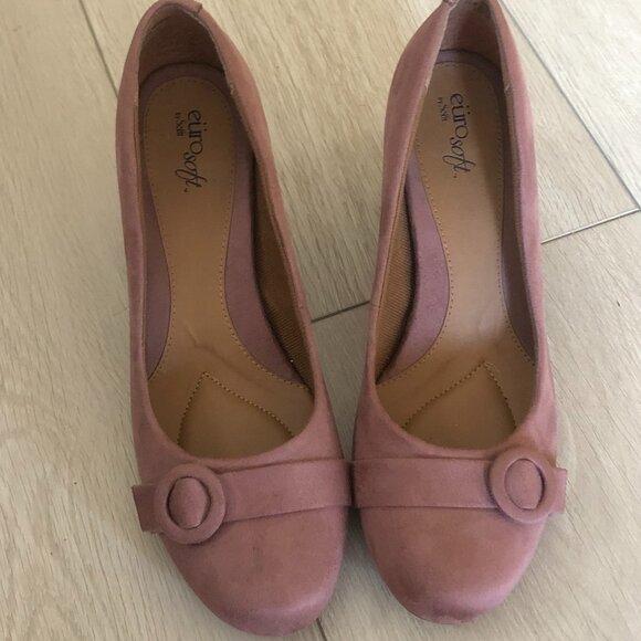 Eurosoft Shoes - Eurosoft by Soft‎ Frieda Mulberry Suede Heels with Buckle Women’s Size 10M